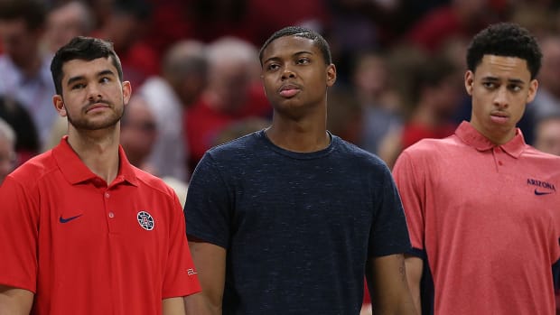 arizona-ray-smith-tears-acl-ends-career.jpg